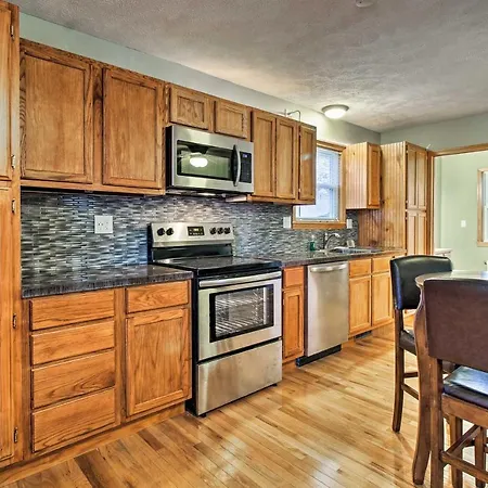 Stockton Lake Escape With Kitchen, Half Mile To Lake Exterior photo